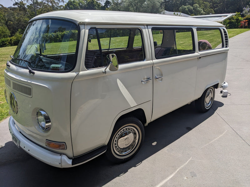 Grandpas 1971 Lowlight Kombi. Then and Now