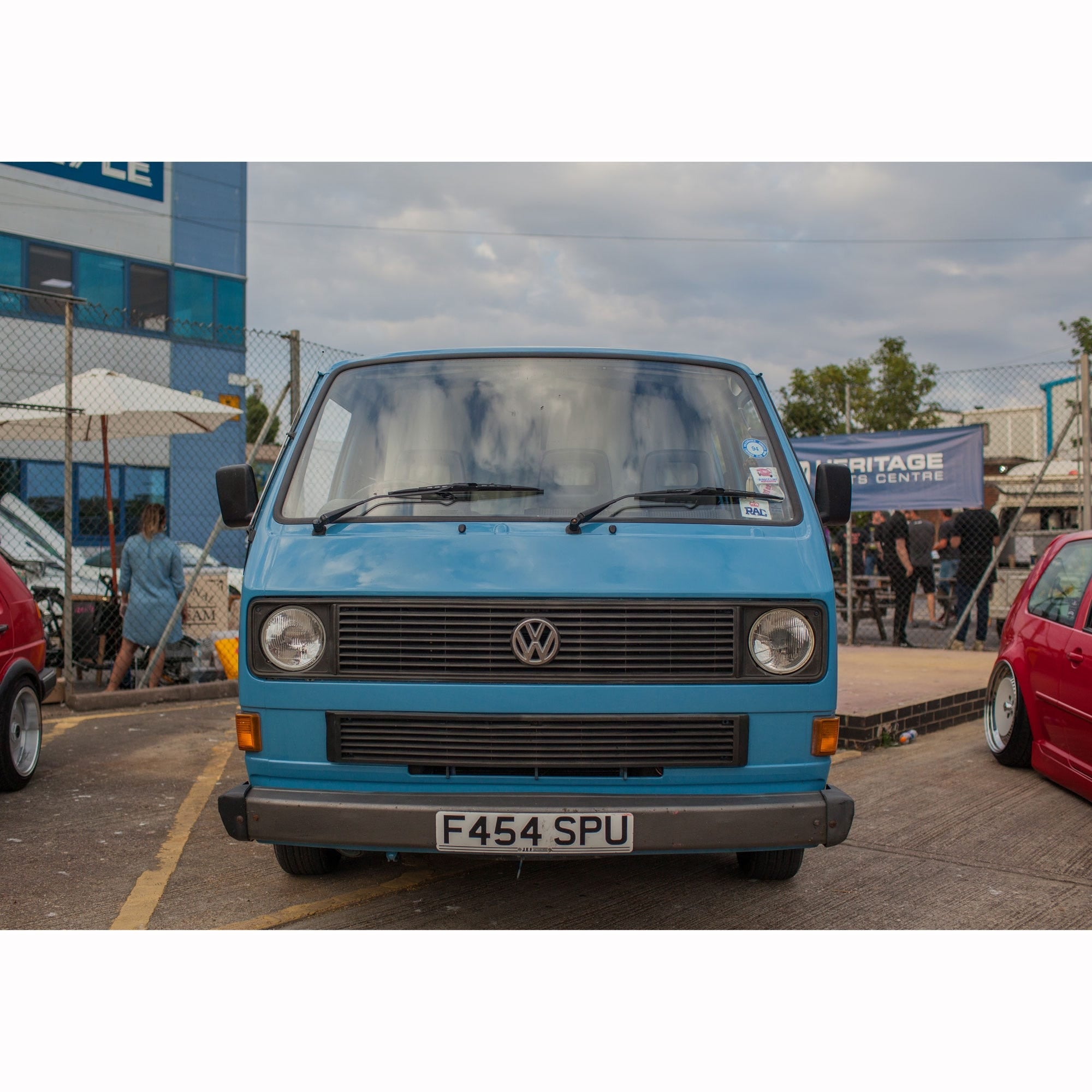 VW T3 Kombi Upper Front Grille for Single Round Headlights